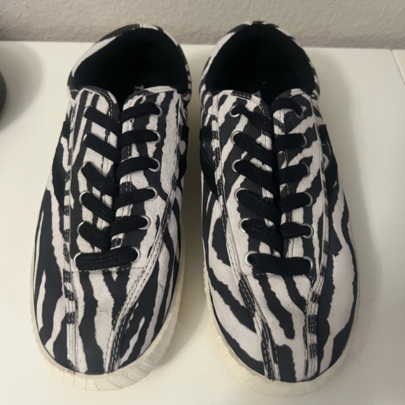 Tretorn | Nylite 37 Plus Lace up Sneakers Zebra Black White Sz‎ 8 - Picture 2 of 8